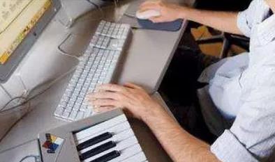 想通过网络兼职赚 钱！我总结了102个网络兼职平台